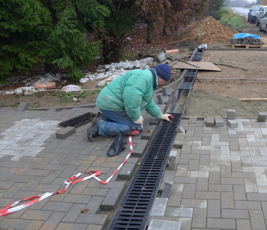 Монтаж левневой канализации Монтаж левневой канализации специалистами Садового Лабиринта